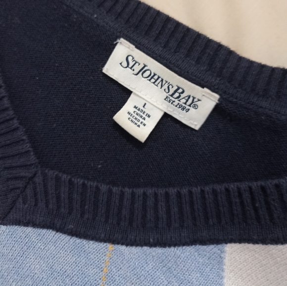 St. John's Bay Argyle V-neck Sweater - L - Picture 4 of 4